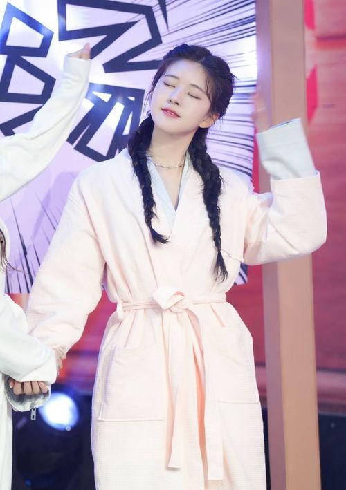 明星排行榜 赵露思直播,明星排行榜新晋女神风采尽显